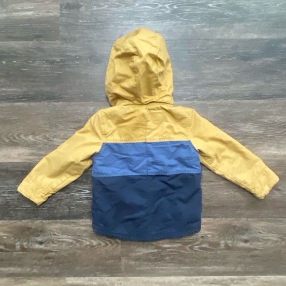 Oshkosh Genuine Kids Jacket Removable Hood Size 3T - Picture 3 of 14